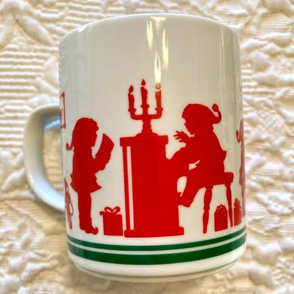 🎉HP!🎉 AVON Christmas Mugs - Picture 9 of 10